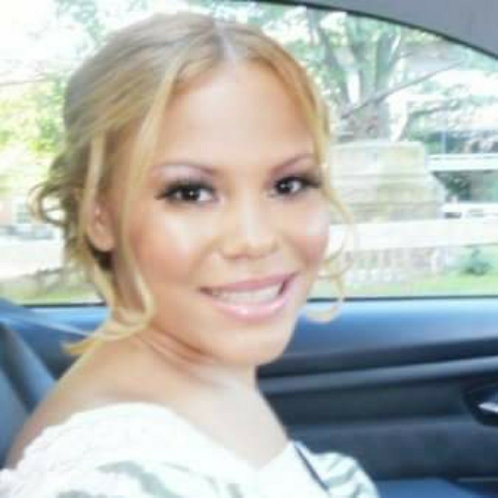 Meet your Posher, Evelyn